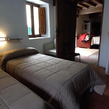 Albergue Turistico "San Blas" De Oliva De Plasencia Екстер'єр фото